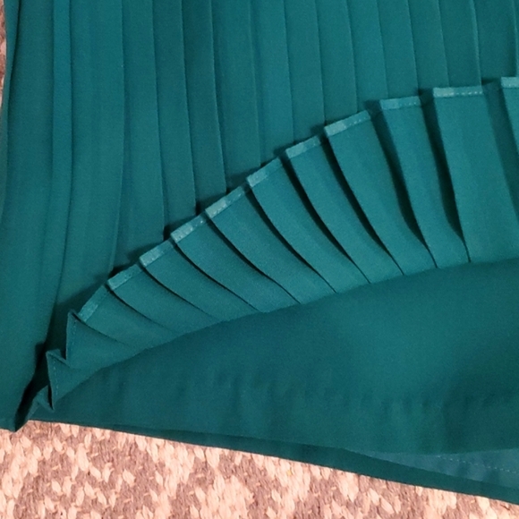 NWOT LC Lauren Conrad Pleated Crepe Skort- Women's - Picture 7 of 16